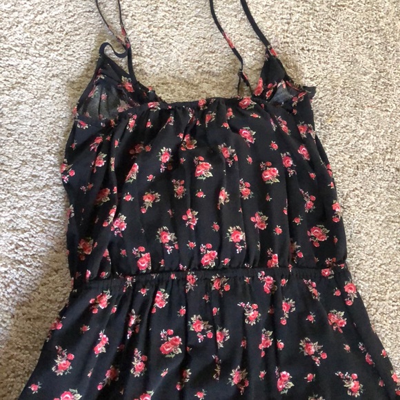 Romper - Picture 5 of 5